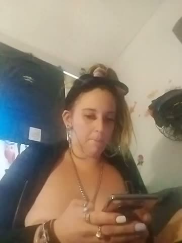 prettyalizae Adult Chat October 19, 2026