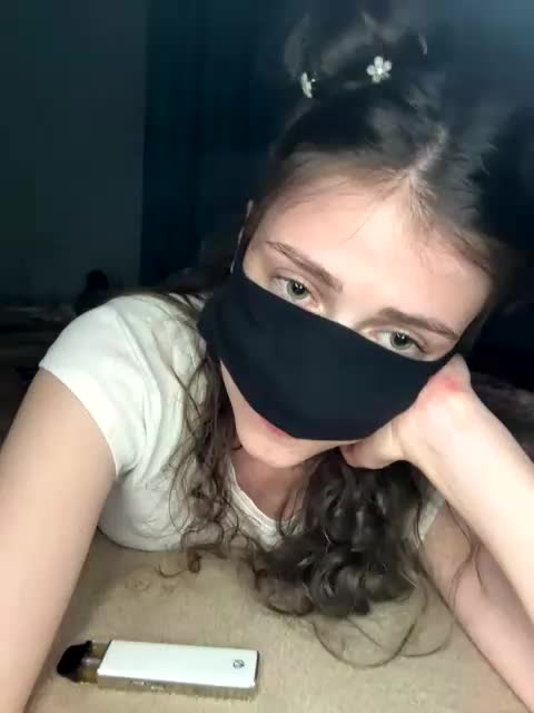 Lovely-eyes Adult Chat October 19, 2026