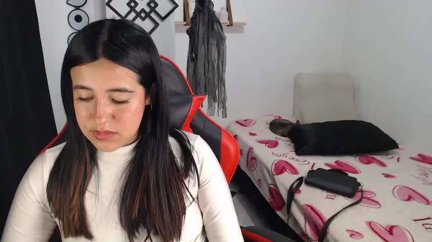 __leaa Adult Chat October 19, 2026