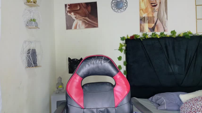LilihtMature Adult Chat October 19, 2026