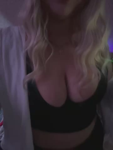 Ameliaa_Red Adult Chat October 19, 2026