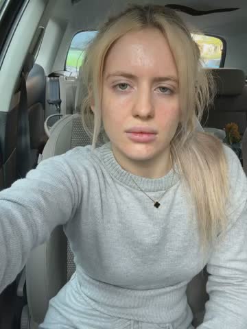 Holly-Glamour Adult Chat October 19, 2026