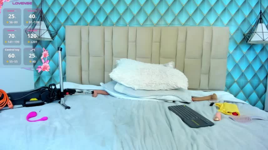 Vixen-Rouge Adult Chat October 19, 2026