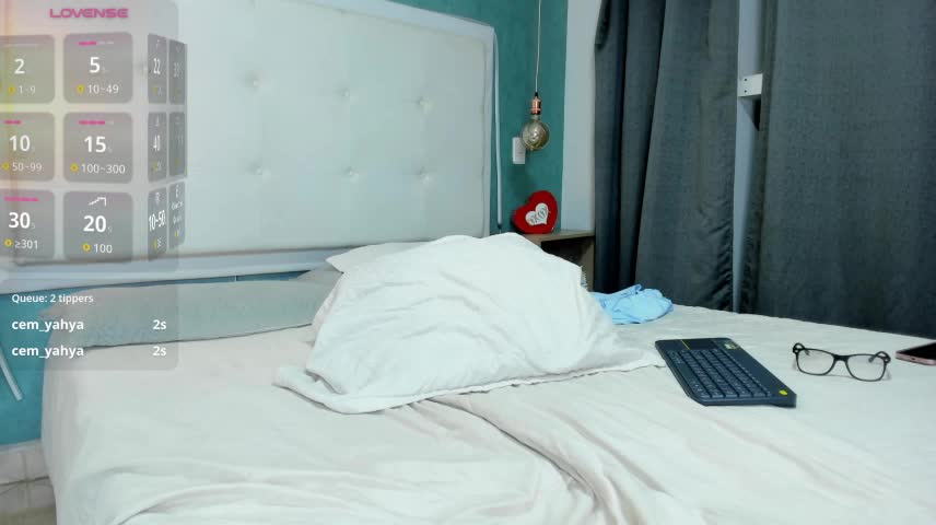 victoriaalux Adult Chat October 19, 2026