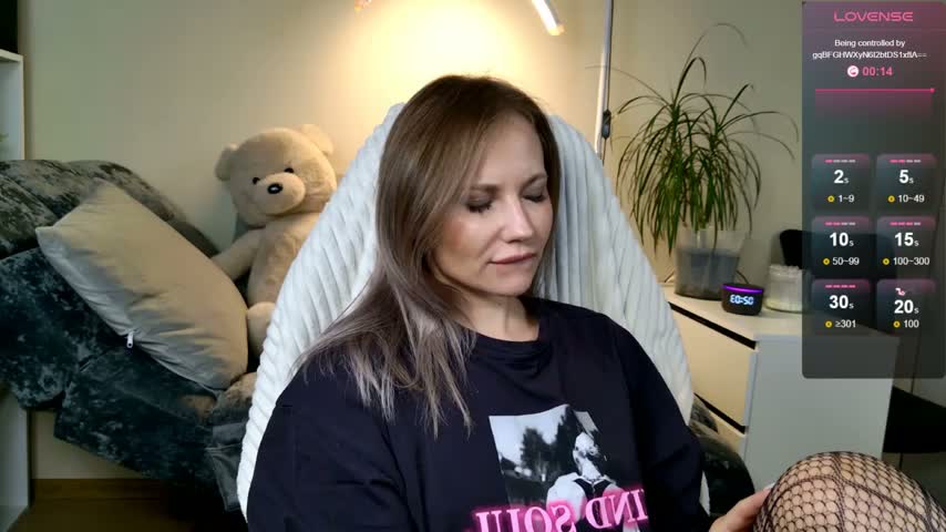 Sunny_bunny6 Adult Chat October 19, 2026