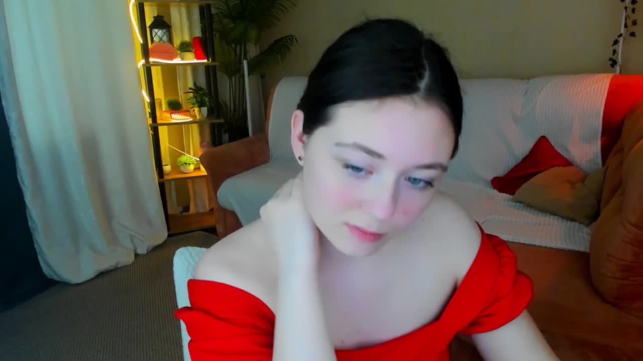 AlluringLookk Adult Chat October 19, 2026