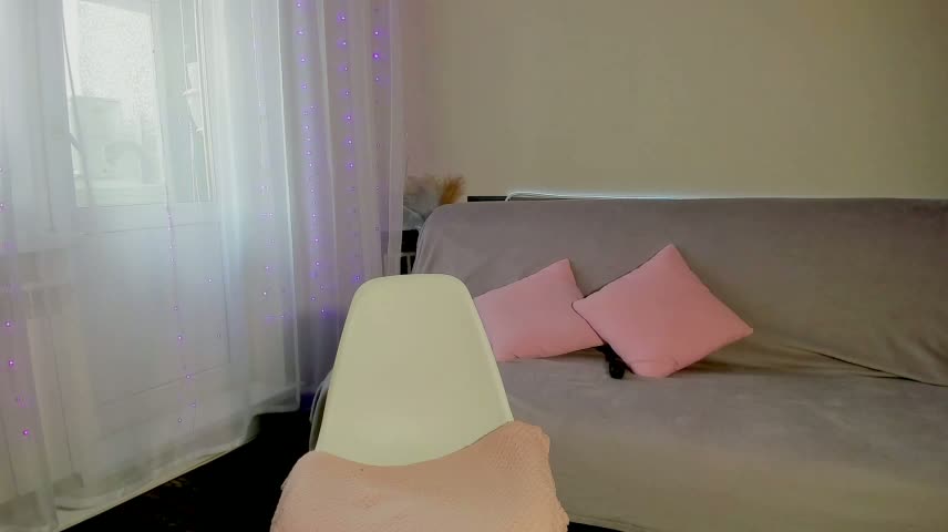 viki_love77 Adult Chat October 19, 2026