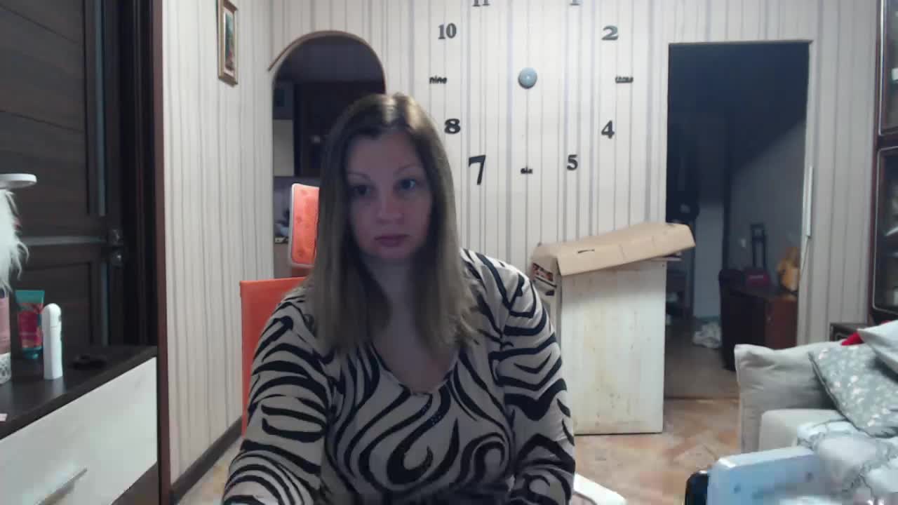 BustyBlondy Adult Chat October 19, 2026