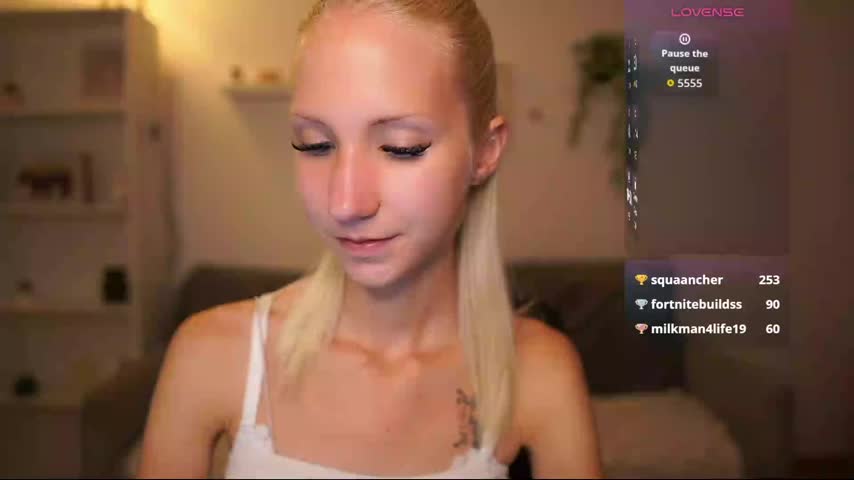 PiperPerri18 Adult Chat October 19, 2026