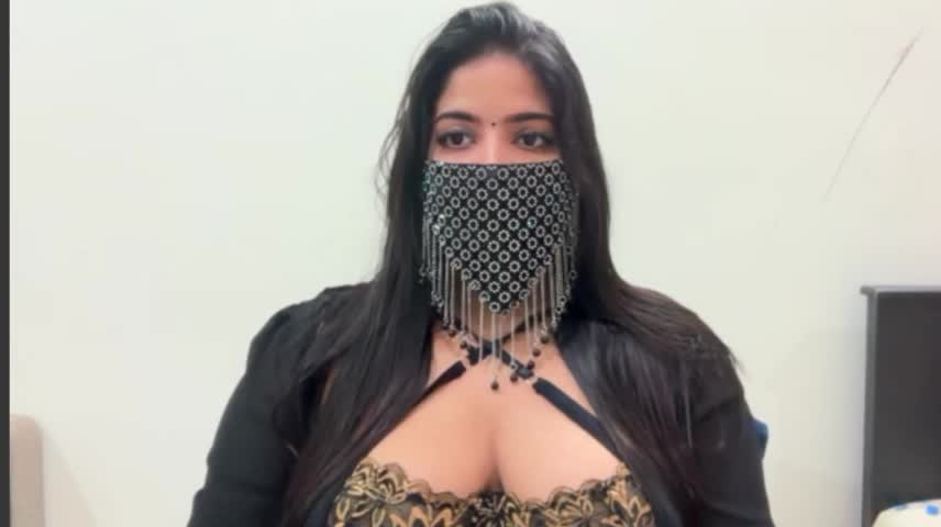 Tamil_Silky Adult Chat October 19, 2026