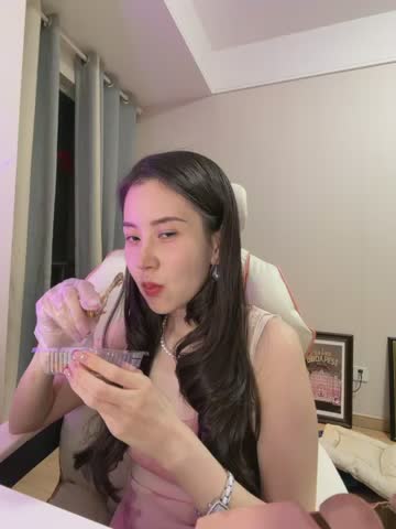gigi_UwU_ Adult Chat October 20, 2026