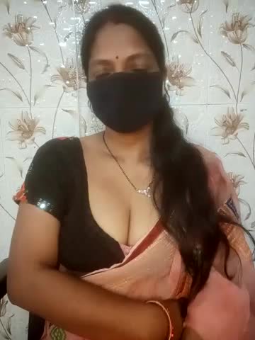 Pooja-121 Adult Chat October 20, 2026