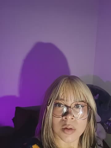 Melodii-22 Adult Chat October 19, 2026