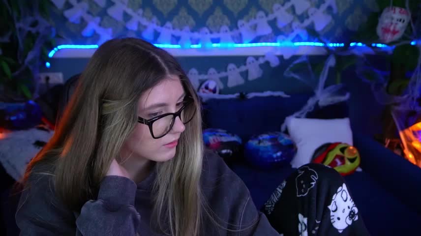 Lissaa_Moon Adult Chat October 20, 2026