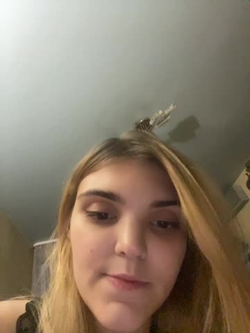 FlirtyLolaa Adult Chat October 20, 2026