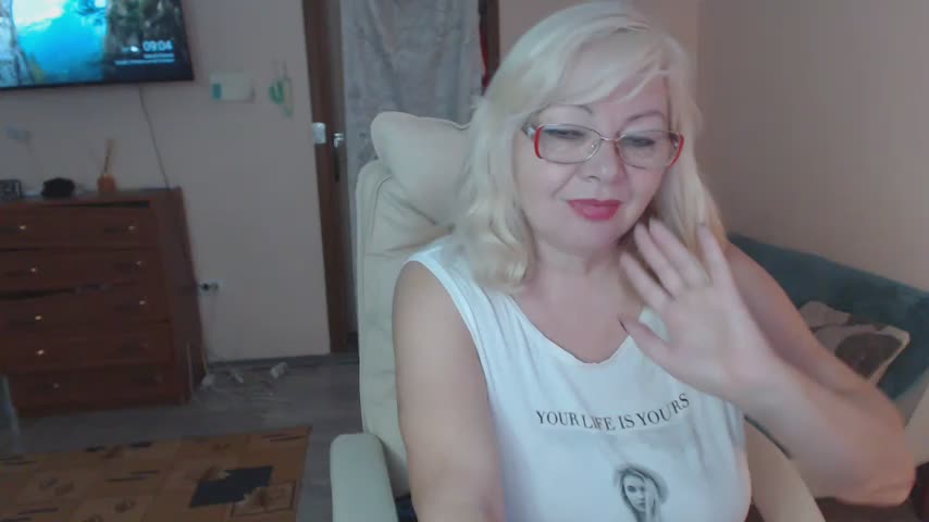 LavandaMay Adult Chat October 20, 2026