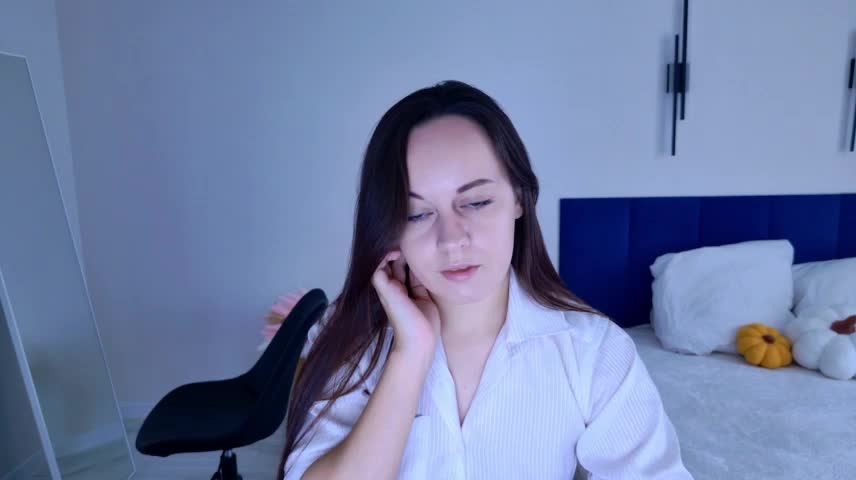 Sabrina_Tin Adult Chat October 20, 2026
