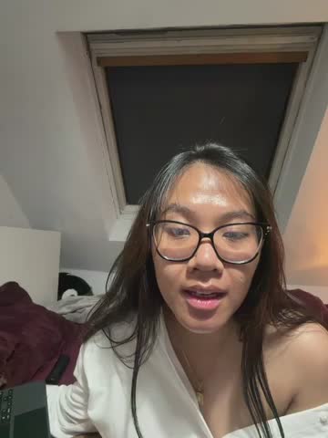 mia_teacup Adult Chat October 21, 2026