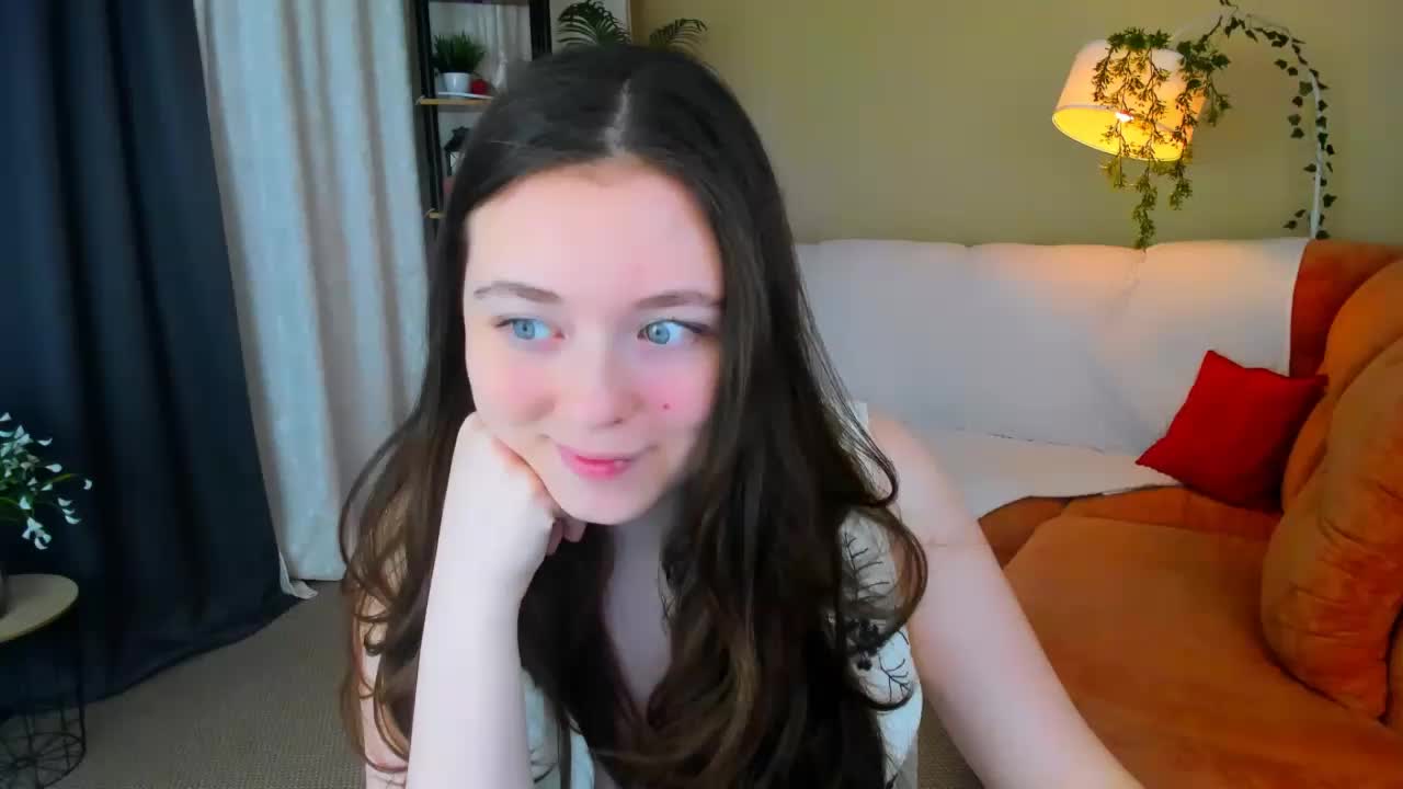 AlluringLookk Adult Chat October 20, 2026