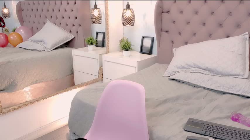 Luanna_2 Adult Chat October 20, 2026