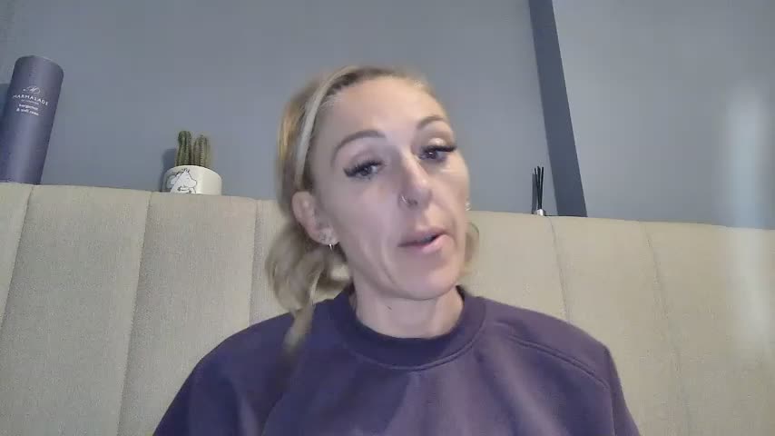 Hannah-Luxe Adult Chat October 20, 2026