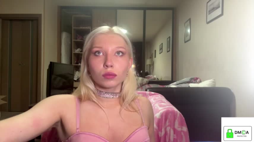 Viki_Lili Adult Chat October 20, 2026