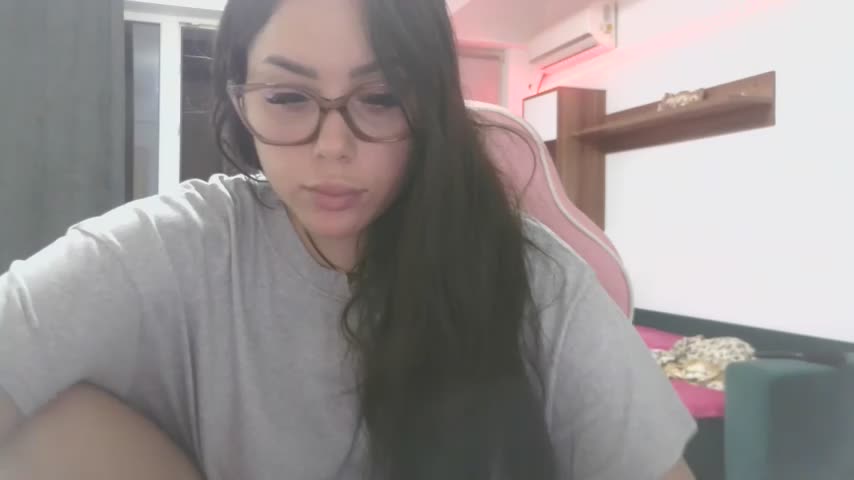 LovelyJulliette Adult Chat October 20, 2026