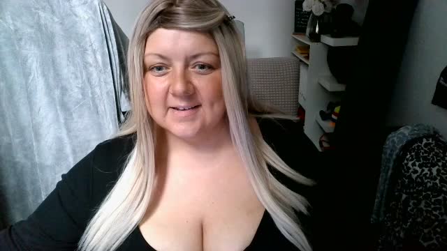 Blonde_Exclusive Adult Chat October 20, 2026