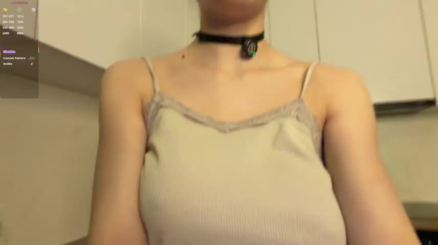 Carolini_i Adult Chat October 20, 2026