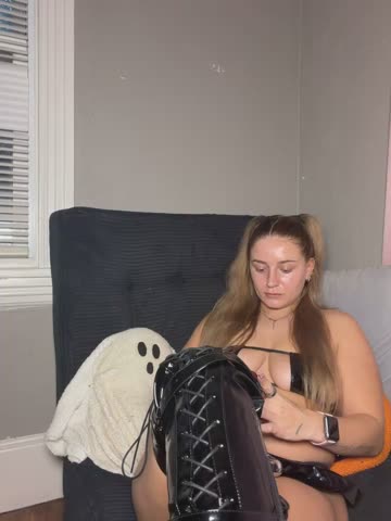 SalemAlexiss Adult Chat October 20, 2026