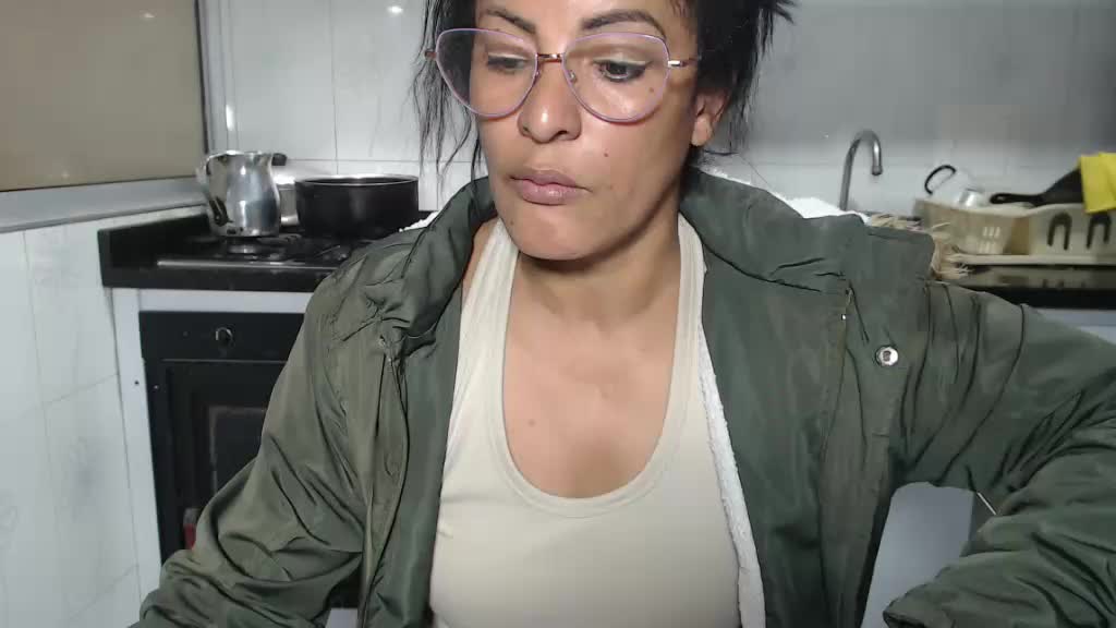 kateleyagrey Adult Chat October 21, 2026