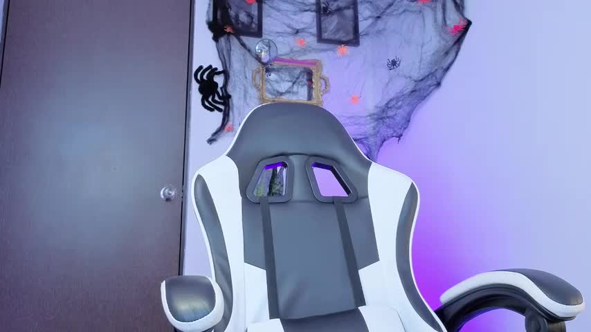 Arteemiiis Adult Chat October 21, 2026