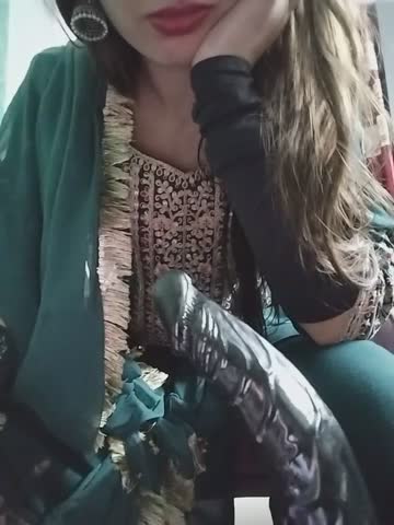 Noor_Darliing Adult Chat October 21, 2026