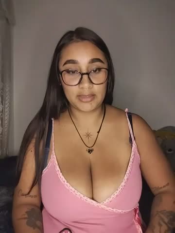 Mia_skyy18 Adult Chat October 21, 2026
