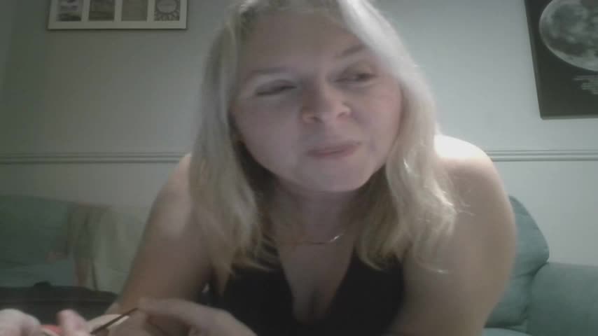 MrsMercedes26 Adult Chat October 21, 2026
