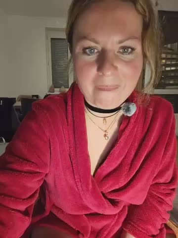 MiraCaramel Adult Chat October 21, 2026