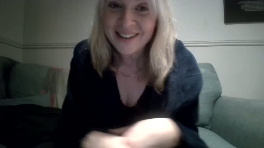 MrsMercedes26 Adult Chat October 21, 2026