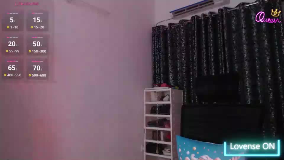 Screen_Queen_xoxo Adult Chat October 21, 2026