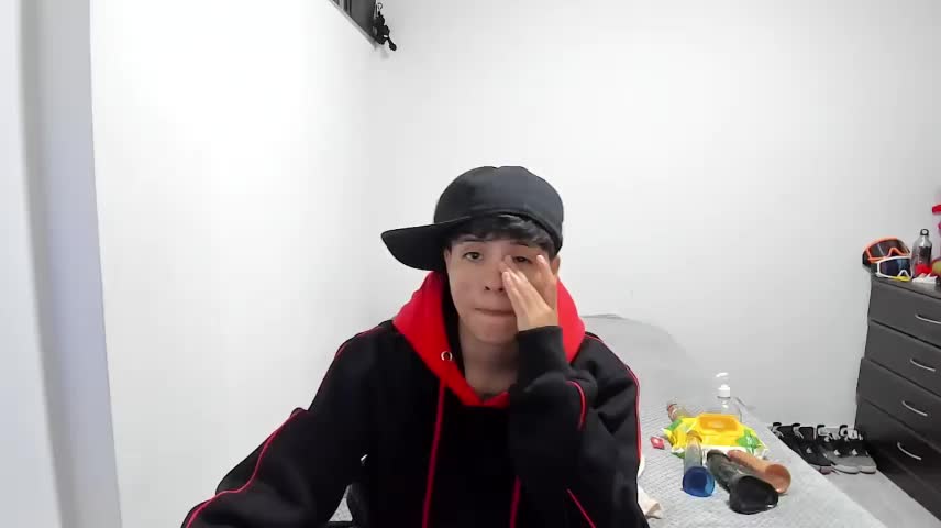 Bruno_Cruzz Adult Chat October 21, 2026