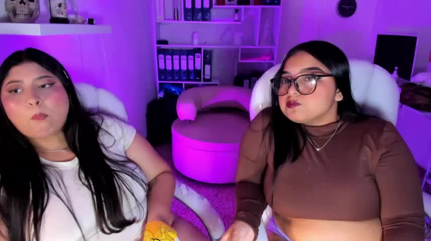 Mia_roussee_ Adult Chat October 21, 2026