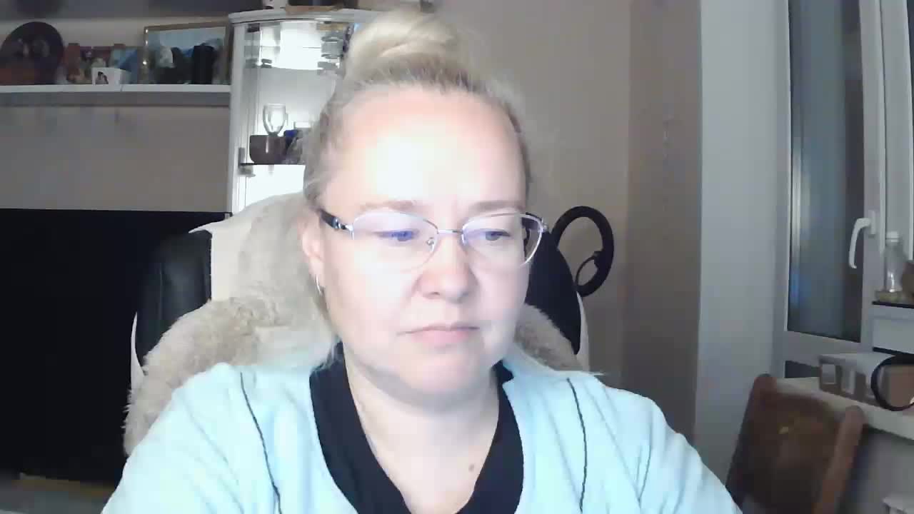 Viola27 Adult Chat October 21, 2026