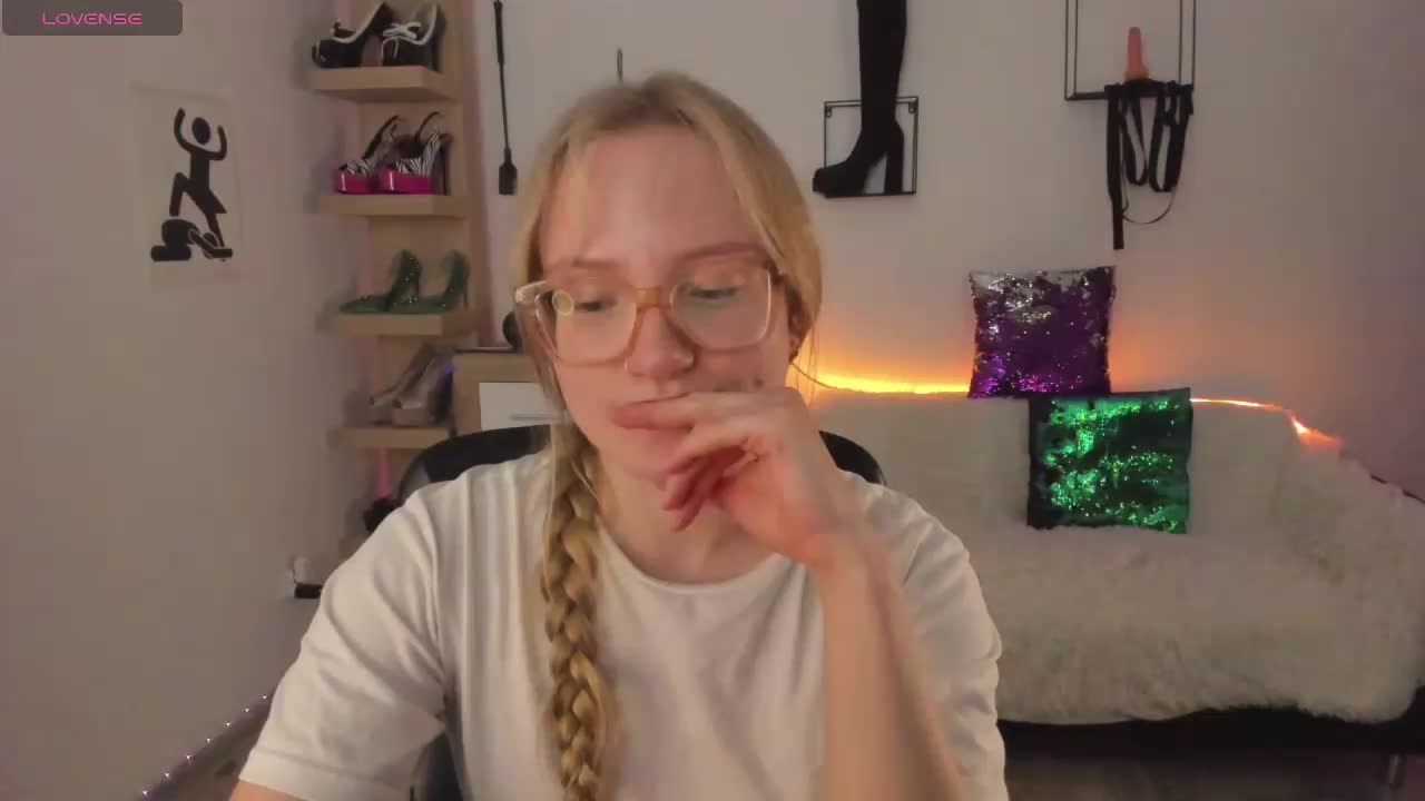NancyErotic Adult Chat October 21, 2026