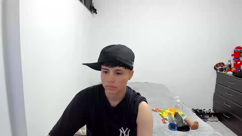 Bruno_Cruzz Adult Chat October 22, 2026