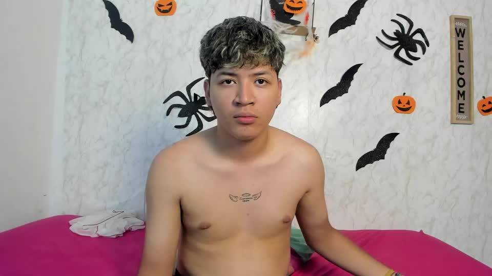 room_couplehot Adult Chat October 21, 2026