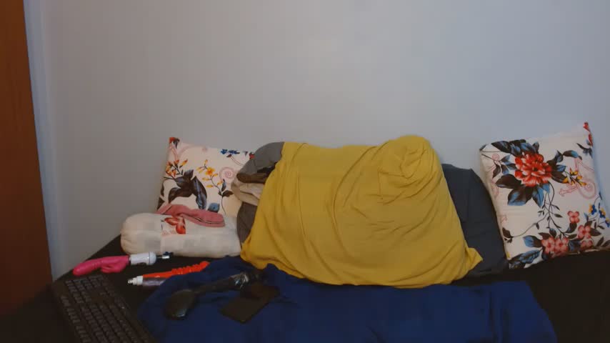 yellowpeachesxxx Adult Chat October 22, 2026
