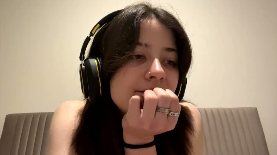 nadineselim_2026-10-20_19-36-33_805 Adult Chat October 21, 2026