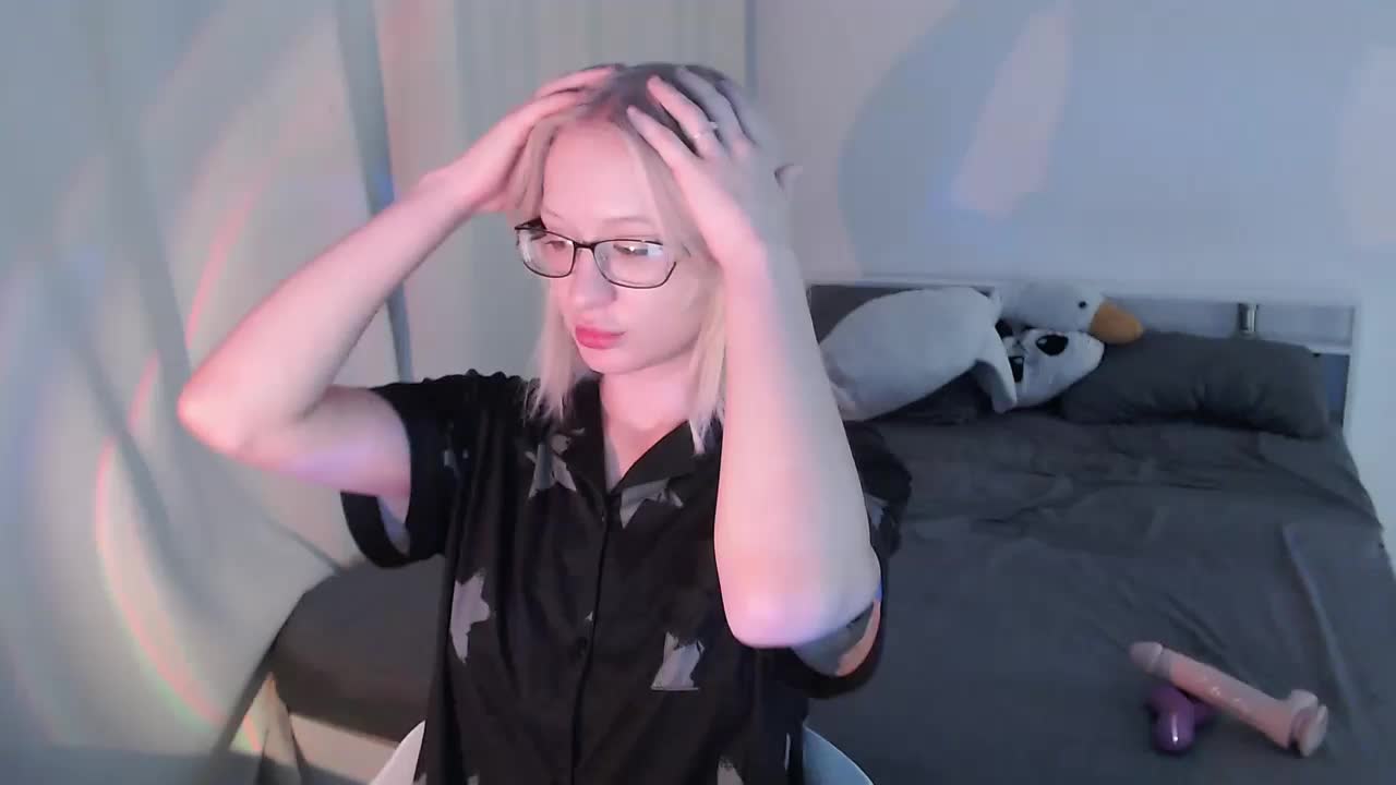 ChloeElegia Adult Chat October 22, 2026