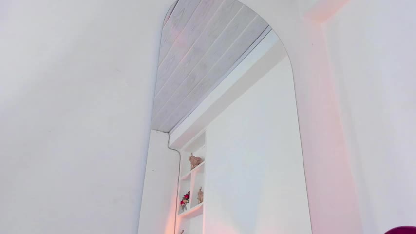 violeta27_ Adult Chat October 22, 2026