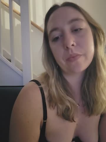 PollyHotxo Adult Chat October 22, 2026