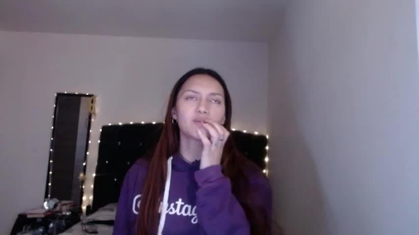 holy_juli Adult Chat October 21, 2026